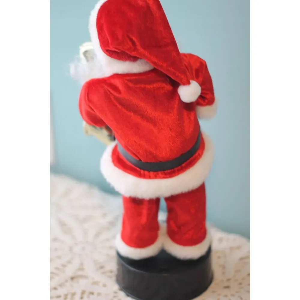 Vintage Dancing Santa Claus with Saxophone (Works)
